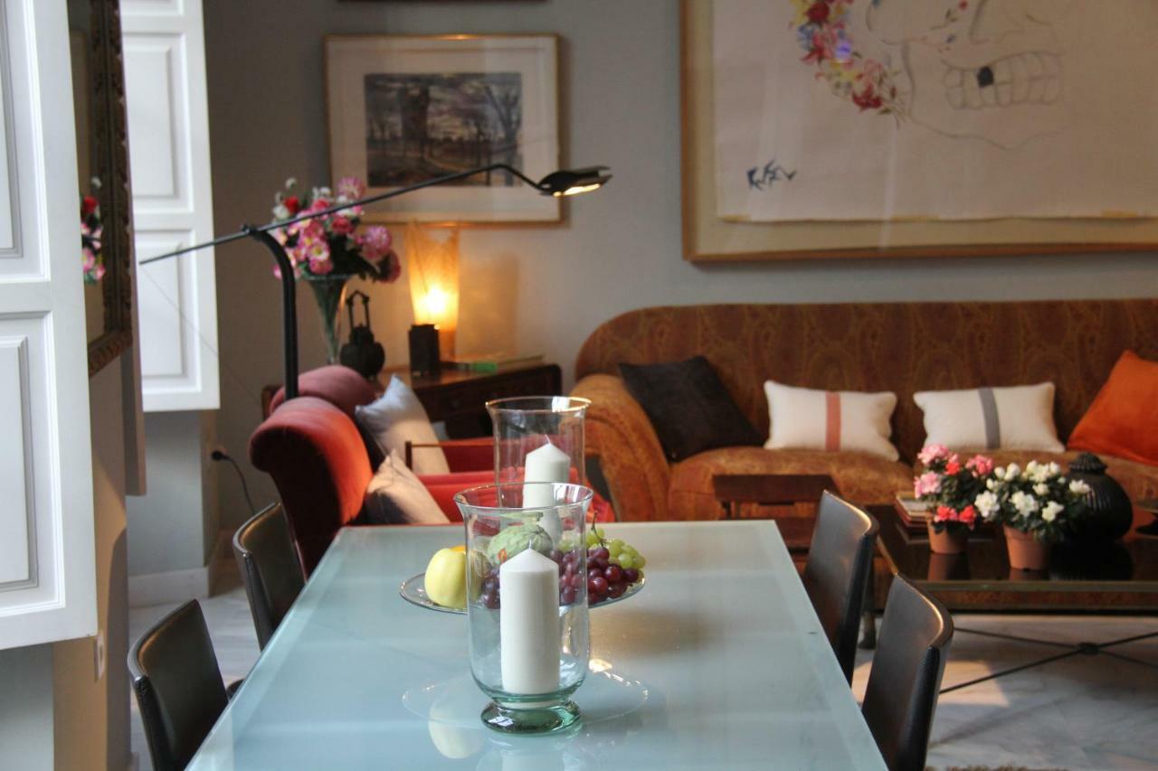 Luxurious 2 Bedroom Flat In A Historic Building Σεβίλλη Εξωτερικό φωτογραφία