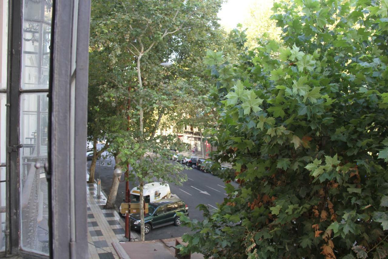 Luxurious 2 Bedroom Flat In A Historic Building Σεβίλλη Εξωτερικό φωτογραφία